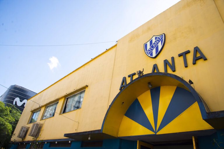 EL TENIS VUELVE A VILLA CRESPO CON LA