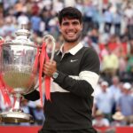 ALCARAZ IMPARABLE: CARLITOS ES CAMPEON SOBRE EL CESPED DE QUEEN´S